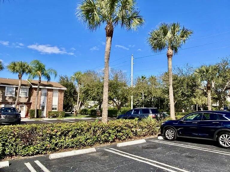 WENDIMERE VILLAS PH II CONDO - Residential