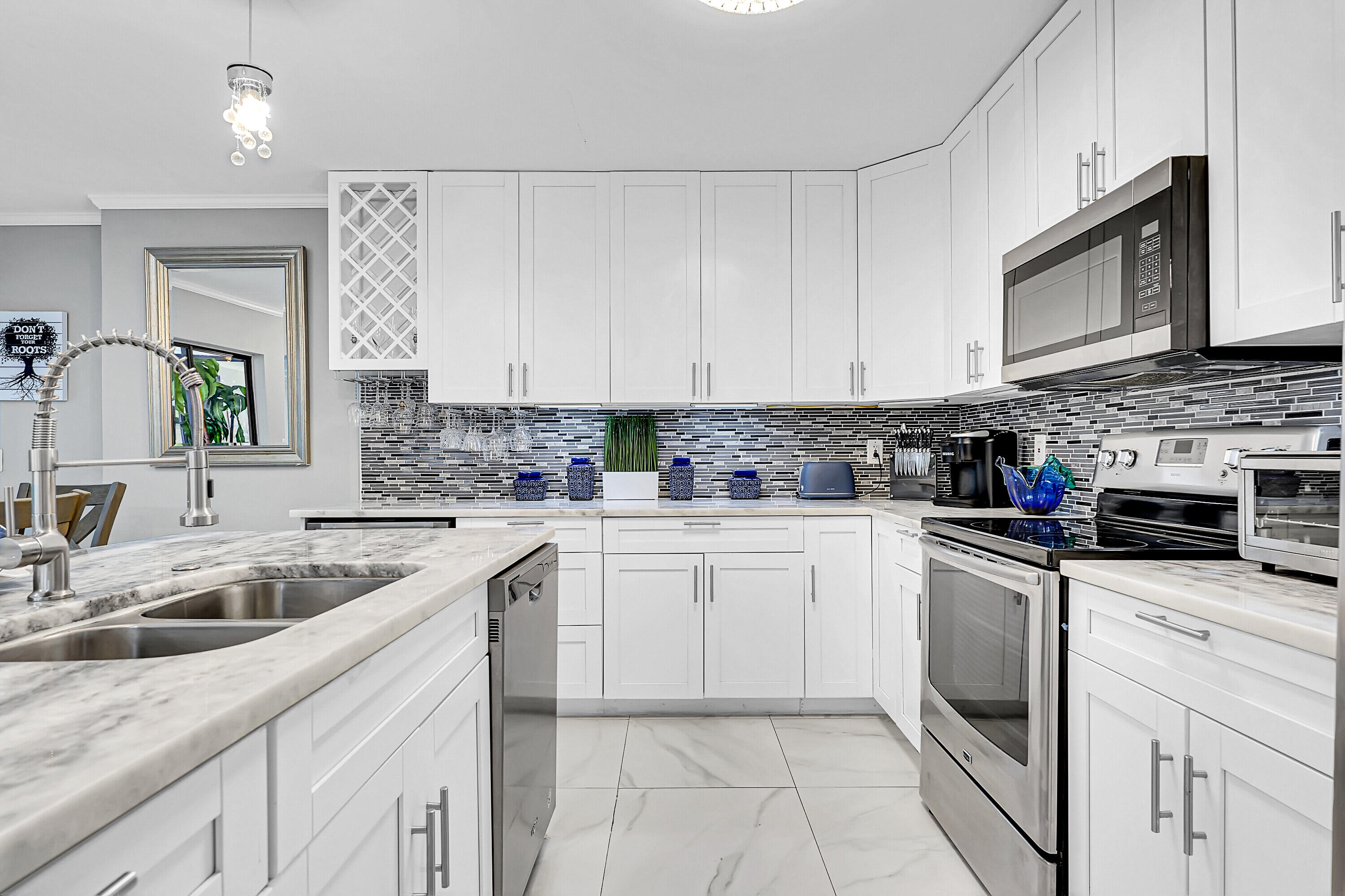 SOUTH SHORE 2 OF WELLINGTON - Residential Lease