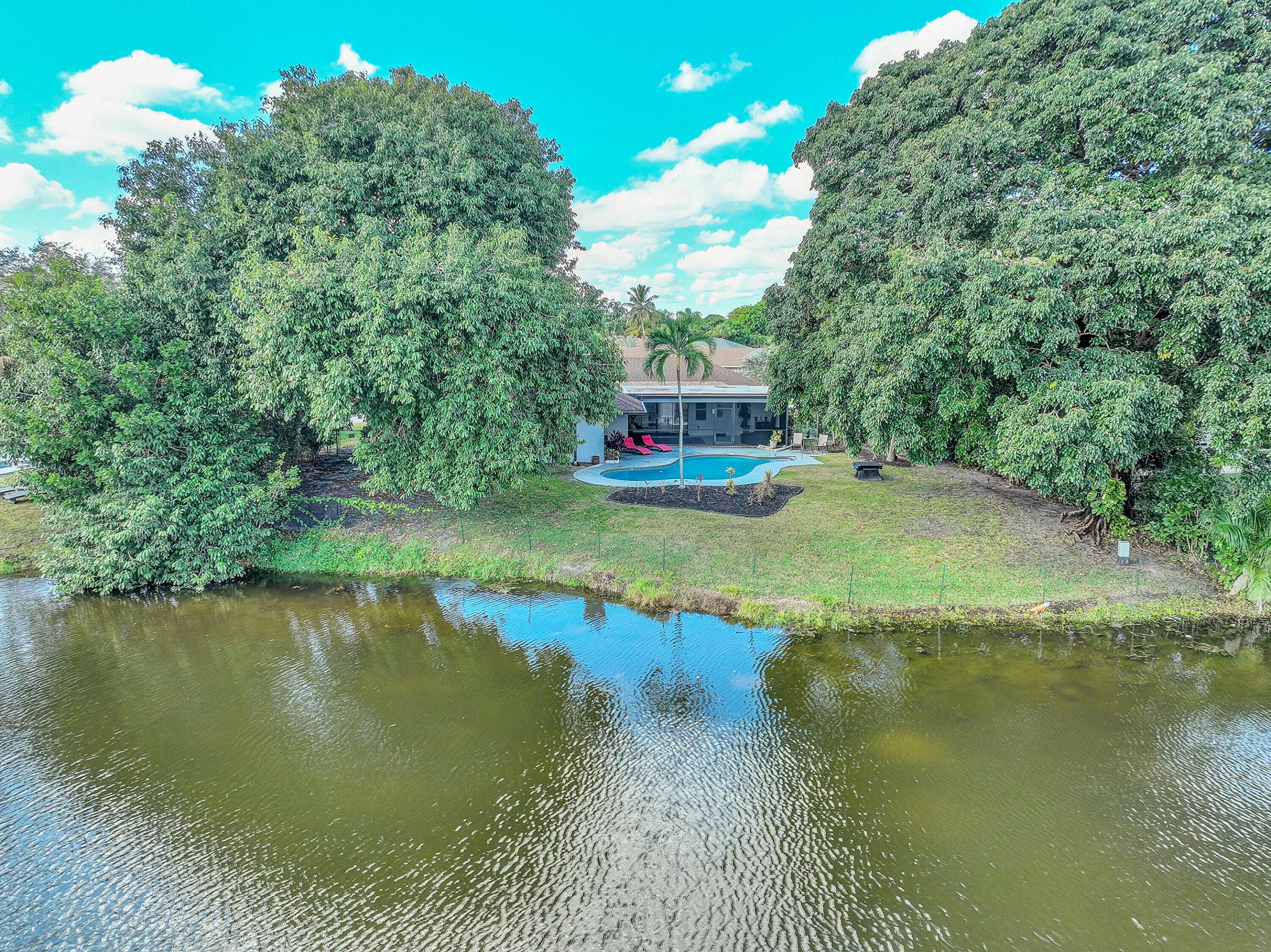 SOUTH SHORE 2 OF WELLINGTON - Residential Lease