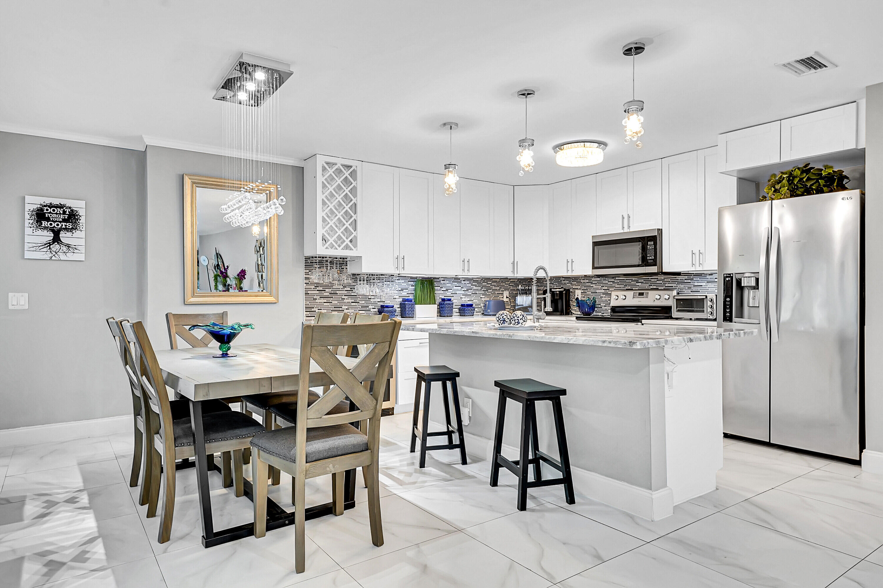 SOUTH SHORE 2 OF WELLINGTON - Residential Lease