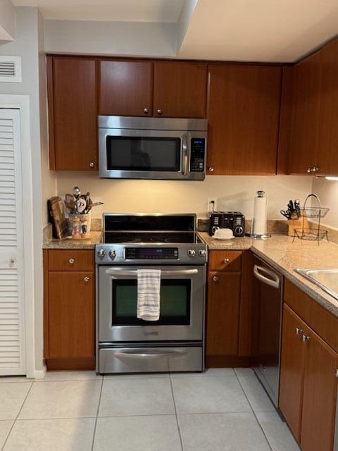 OCEAN PLACE CONDO - Residential Lease