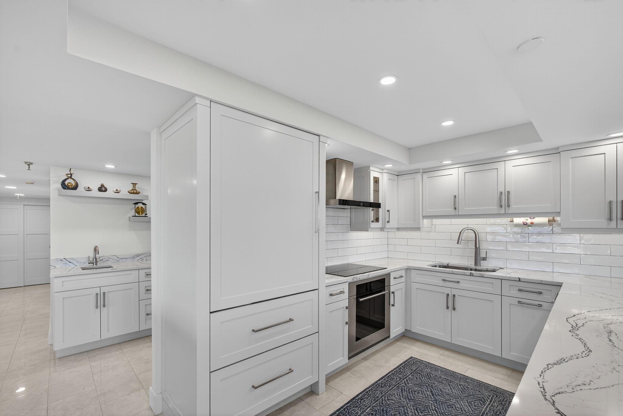 Old Port Cove Tower - Residential