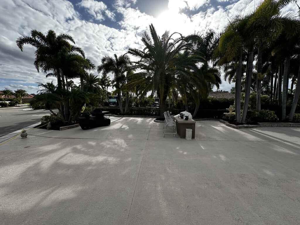 OUTDOOR RESORTS AT ST LUC - Land