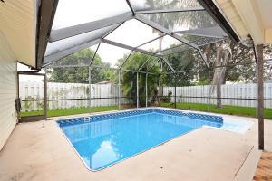 LA MANCHA - Residential Lease