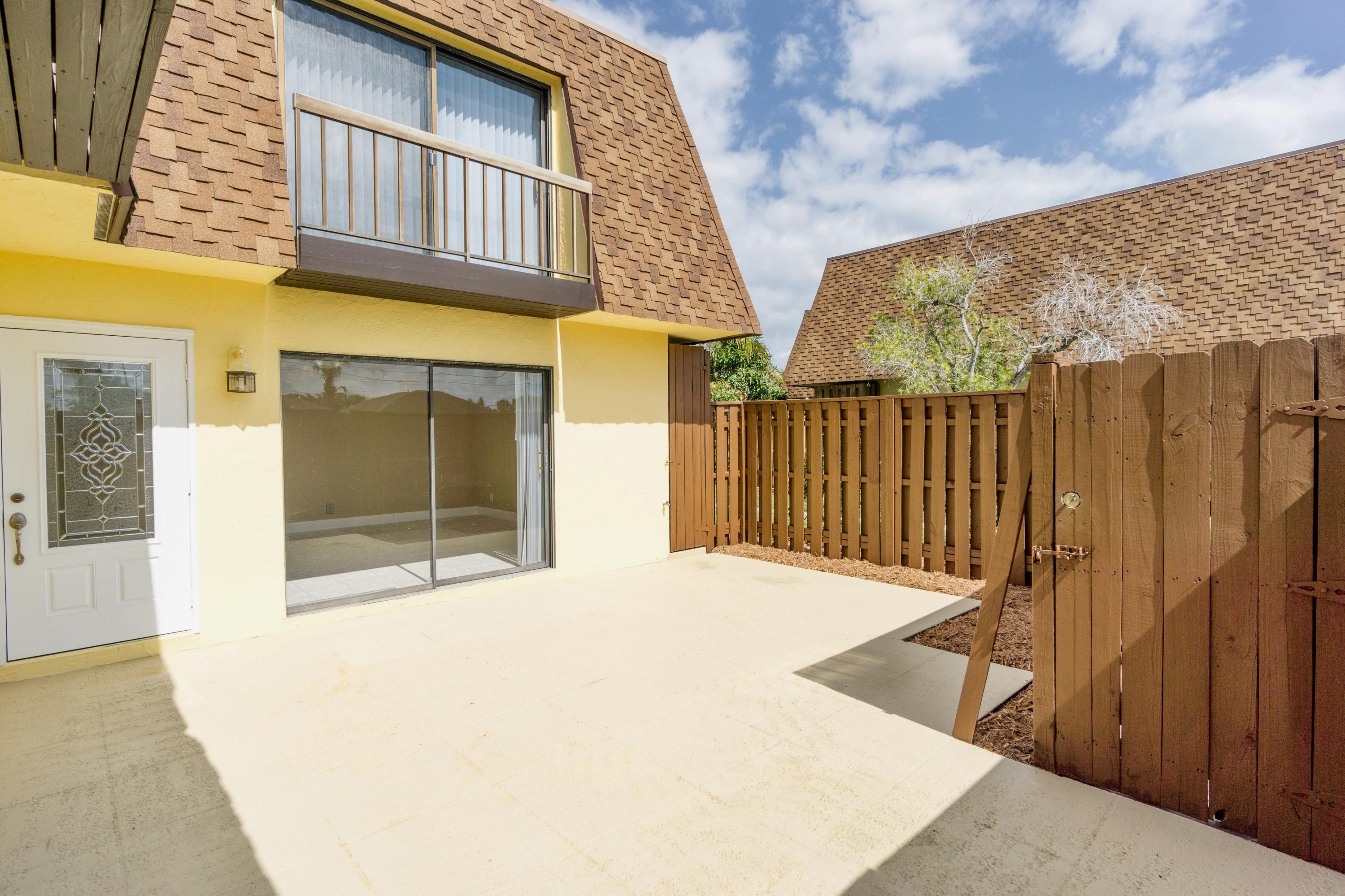 SIMS CREEK PH II - Residential Lease