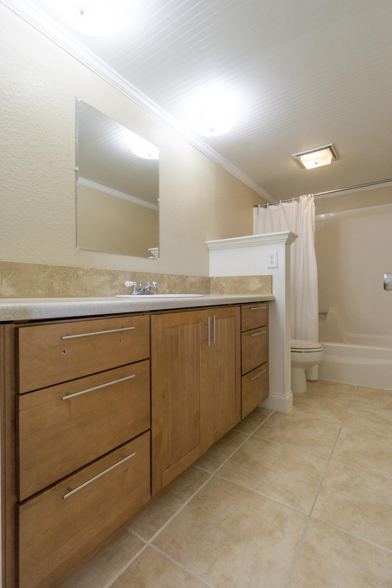 SIMS CREEK PH II - Residential Lease