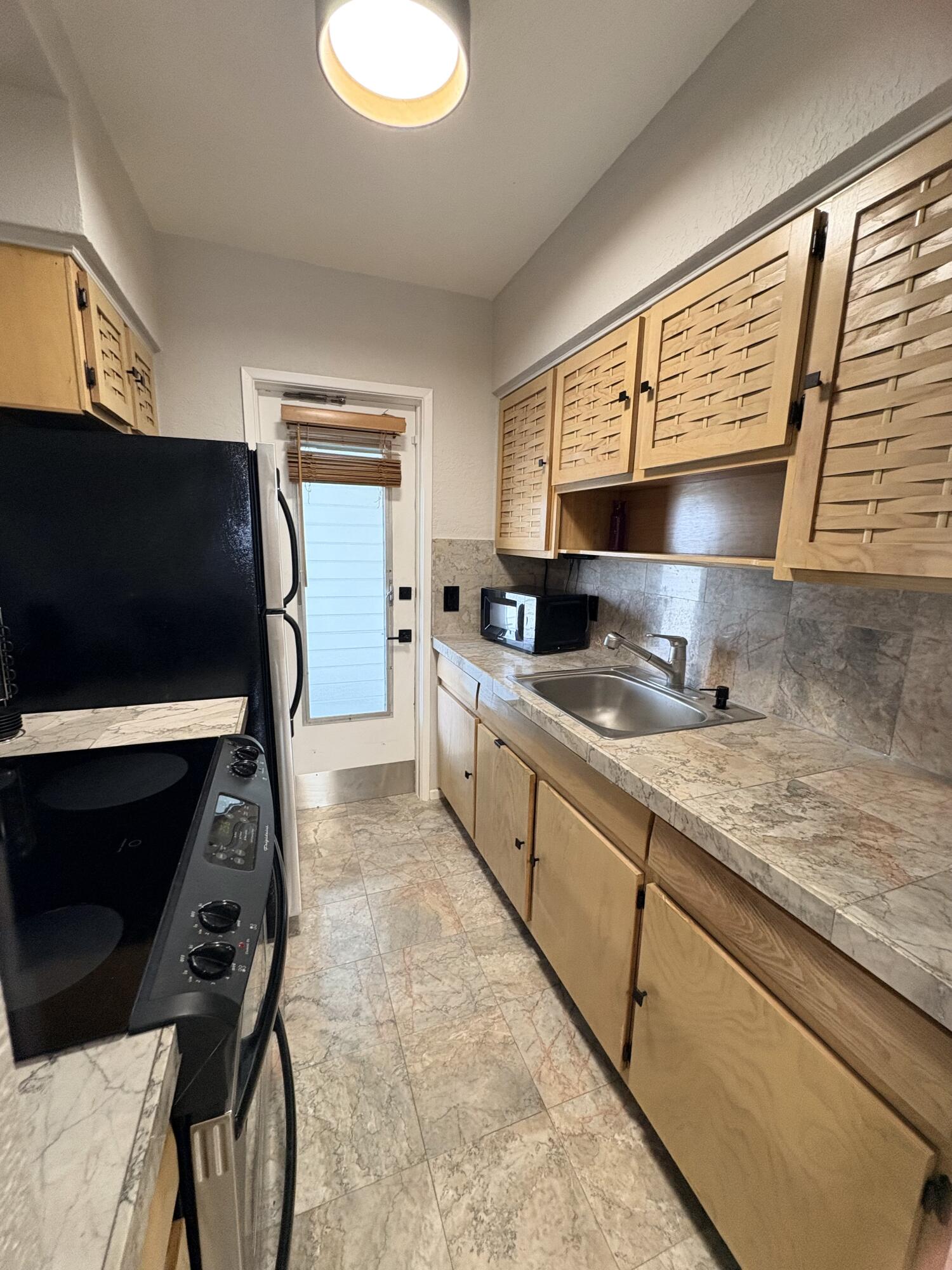 RIO-MAR APTS CO-OP - Residential