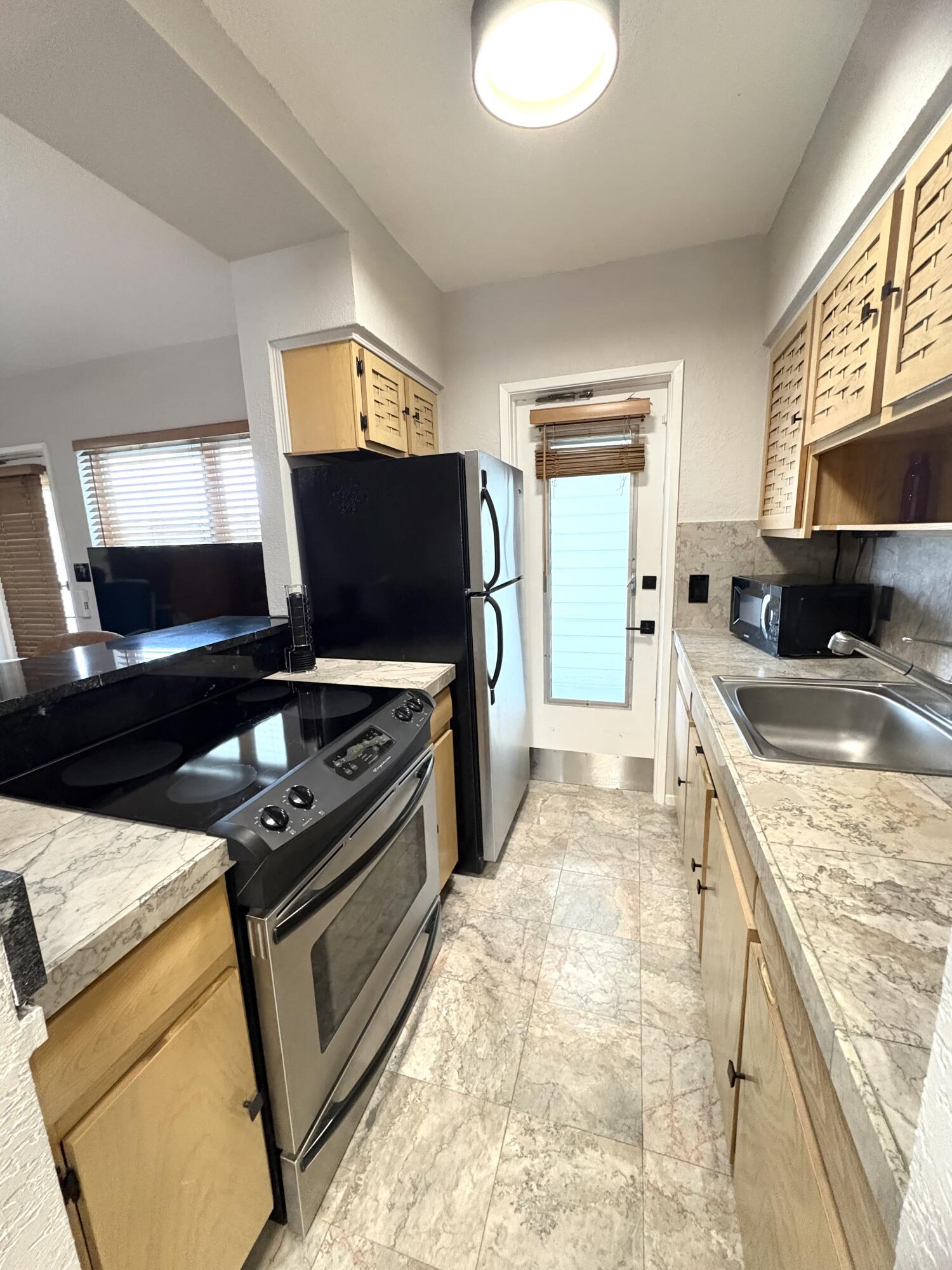 RIO-MAR APTS CO-OP - Residential