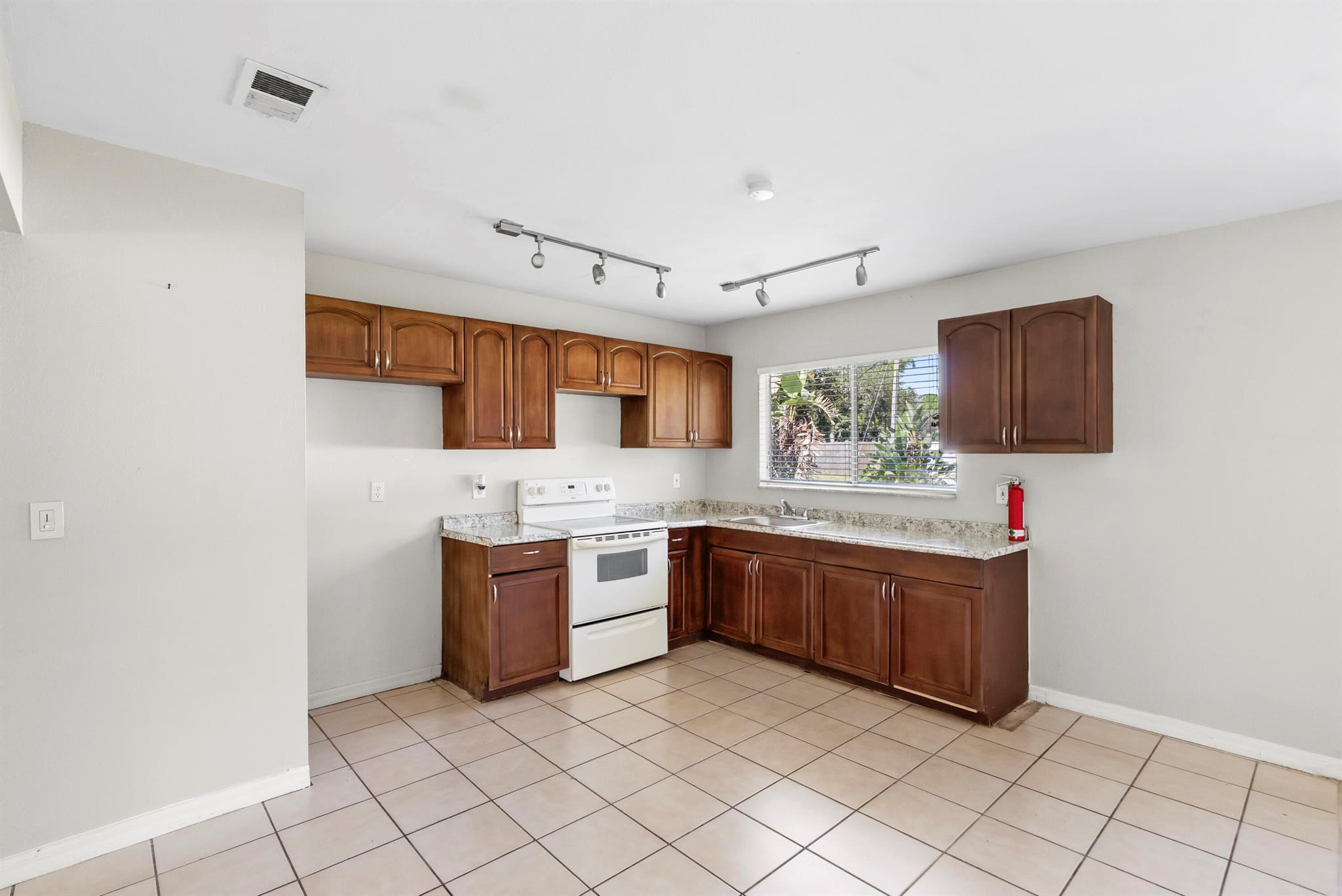 SOUTH PORT ST LUCIE UNIT - Residential