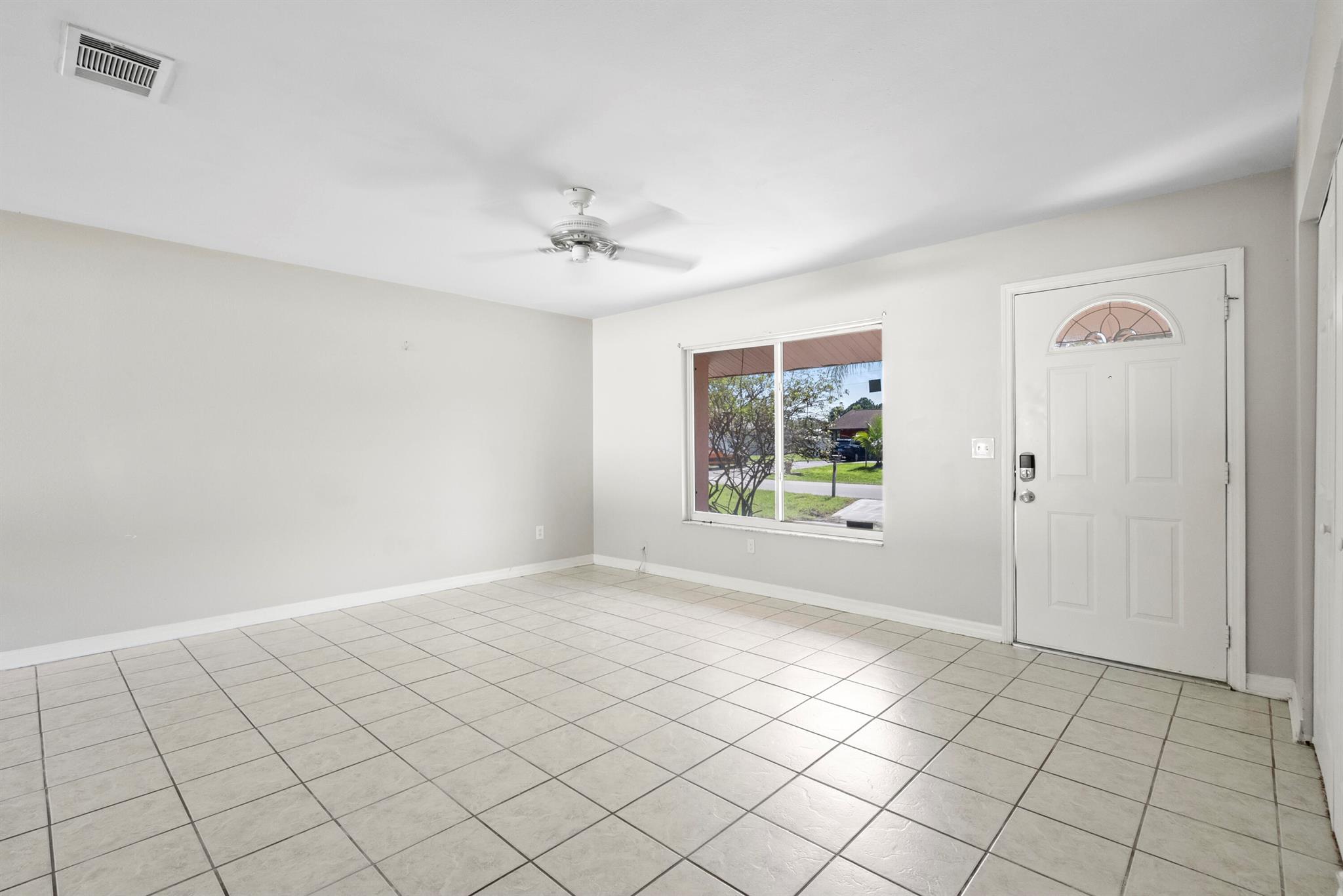 1449 SE Minorca Avenue