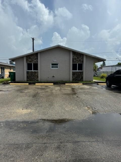 6513 SW 18th St Hollywood FL 33023