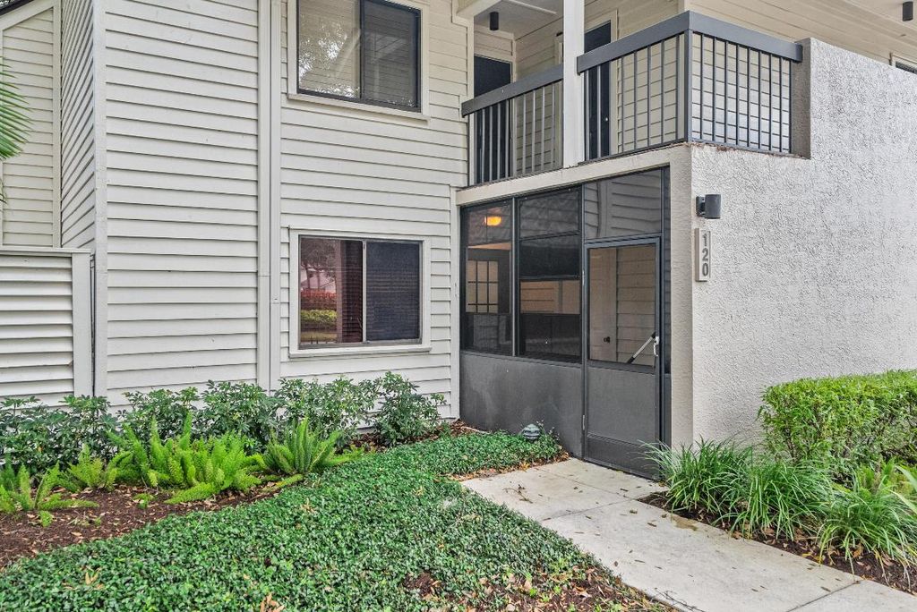 Photo of 6433 SE Brandywine Court #120, Stuart, FL 34997 (MLS # R10942913)