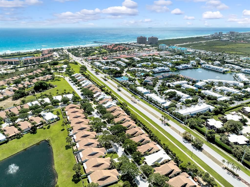 Photo of 118 Ridge Road, Jupiter, FL 33477 (MLS # R10793849)