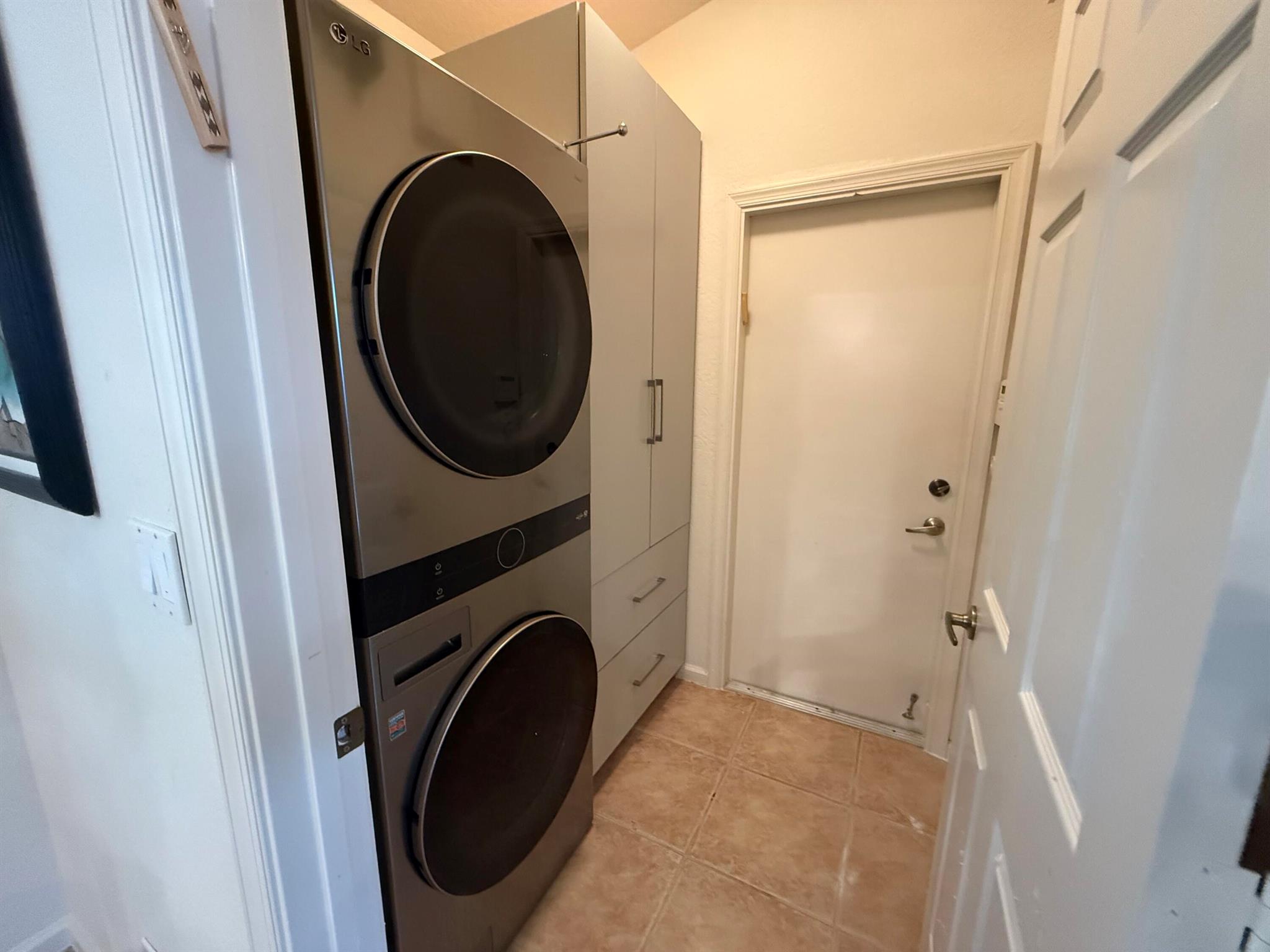 ROSSMOOR LAKES/THE CLUB - Residential