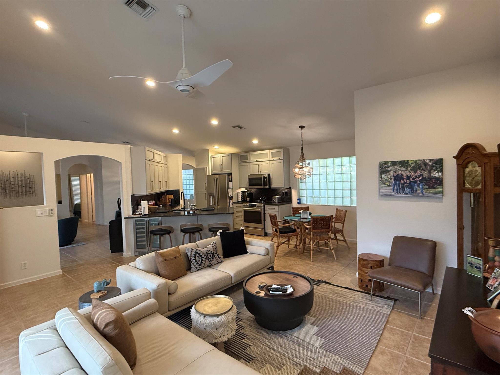 ROSSMOOR LAKES/THE CLUB - Residential