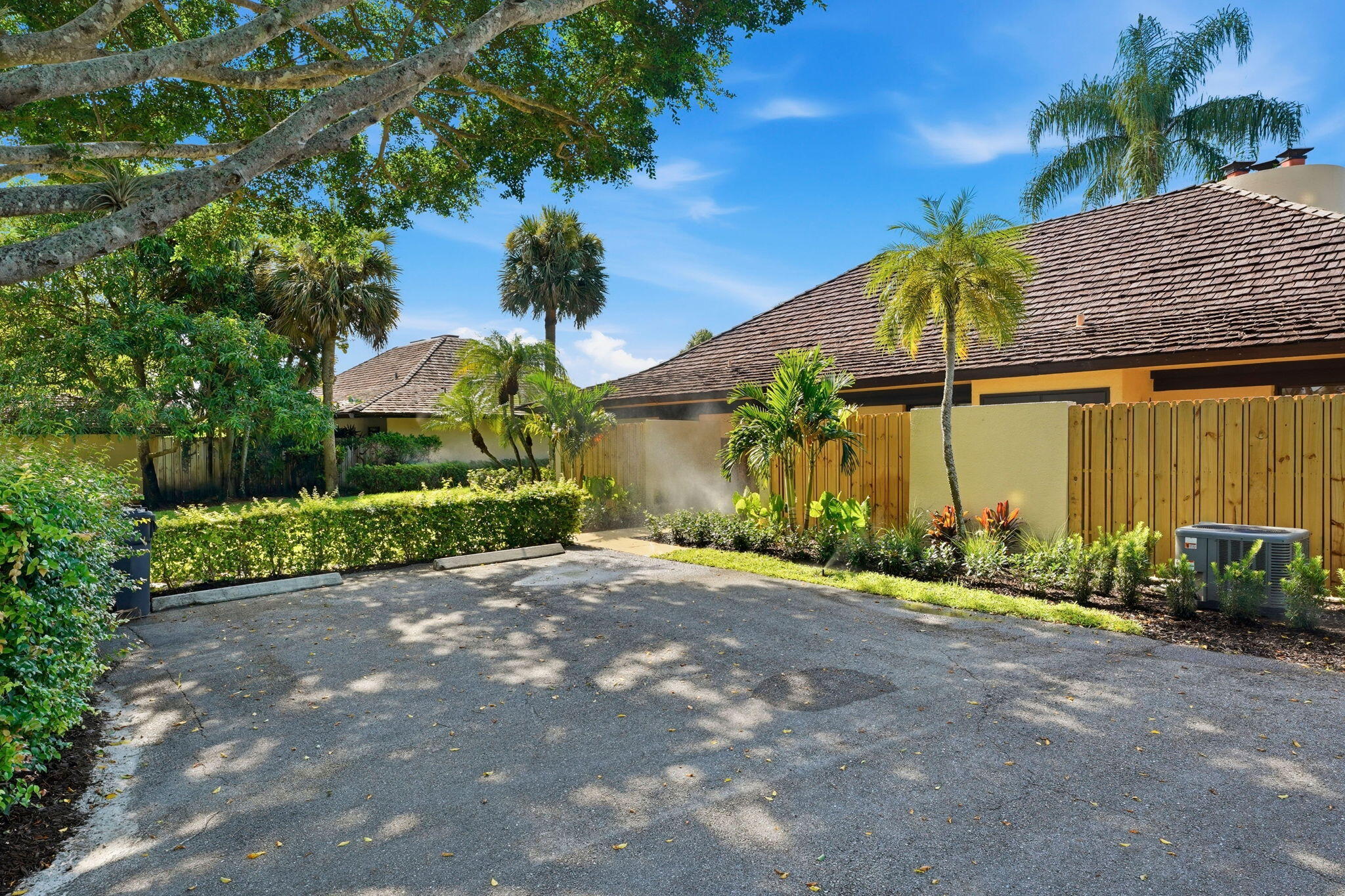 Properties 11834 Rene Lacoste Place