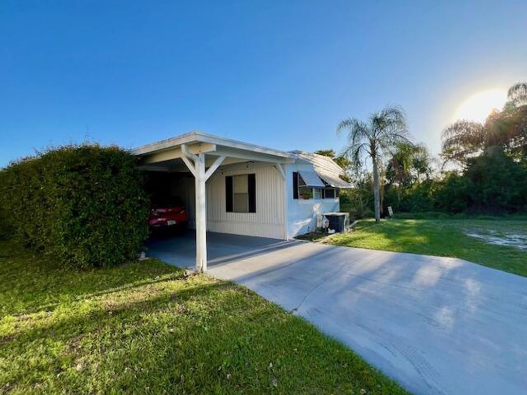 Photo of 23 San Pablo Lane, Port Saint Lucie, FL 34952 (MLS # R11069399)