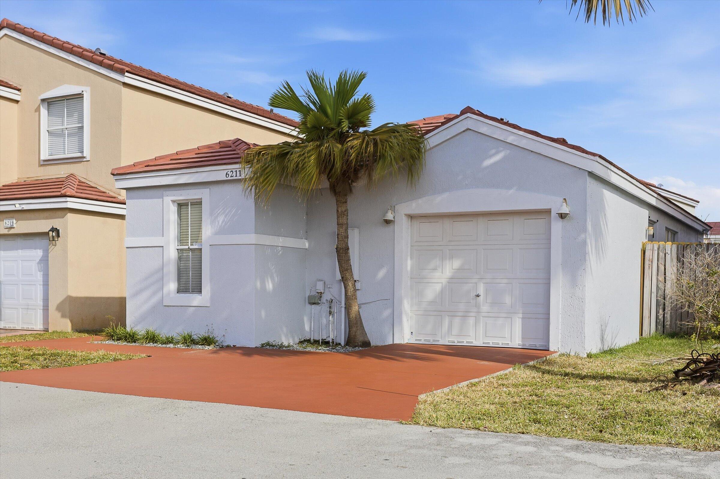 CORAL BAY REPLAT SEC 1 - Residential Lease