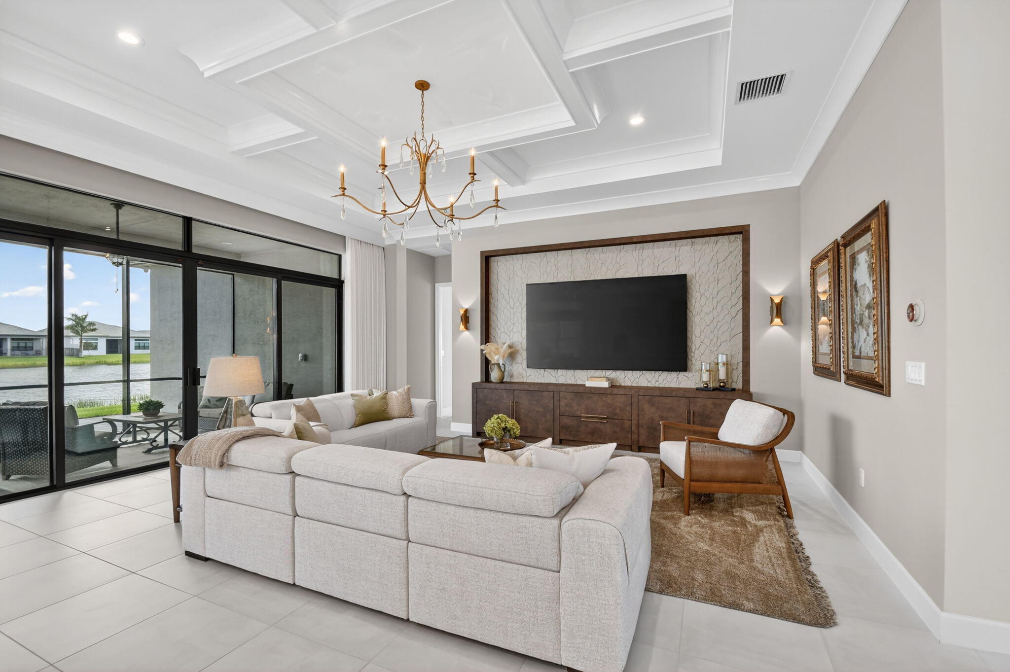 Valencia Grand - Residential