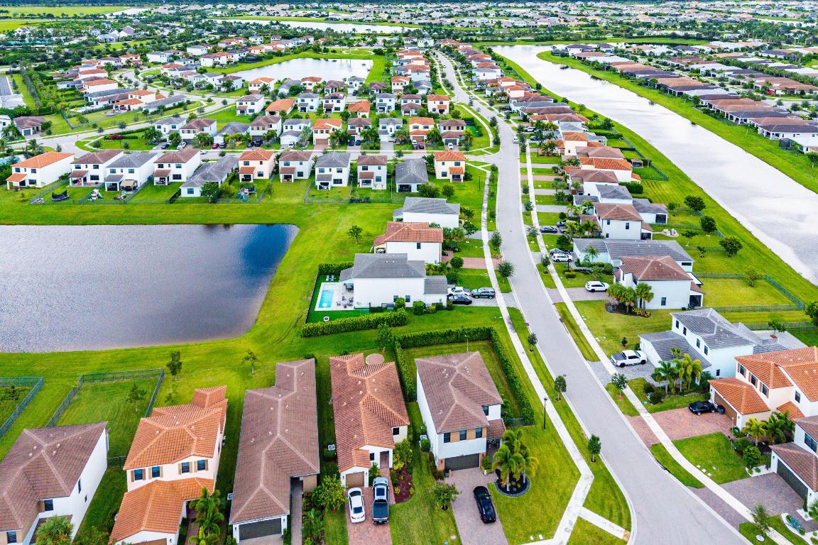 SKY COVE - Residential