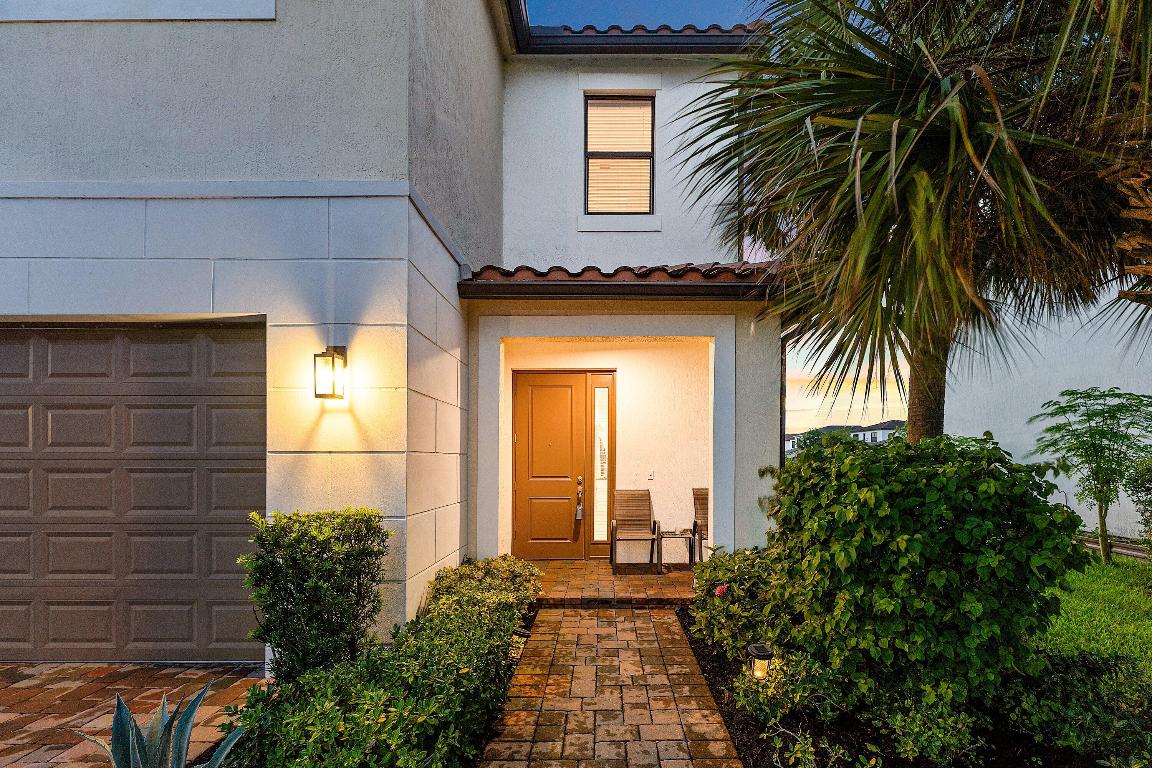 SKY COVE - Residential