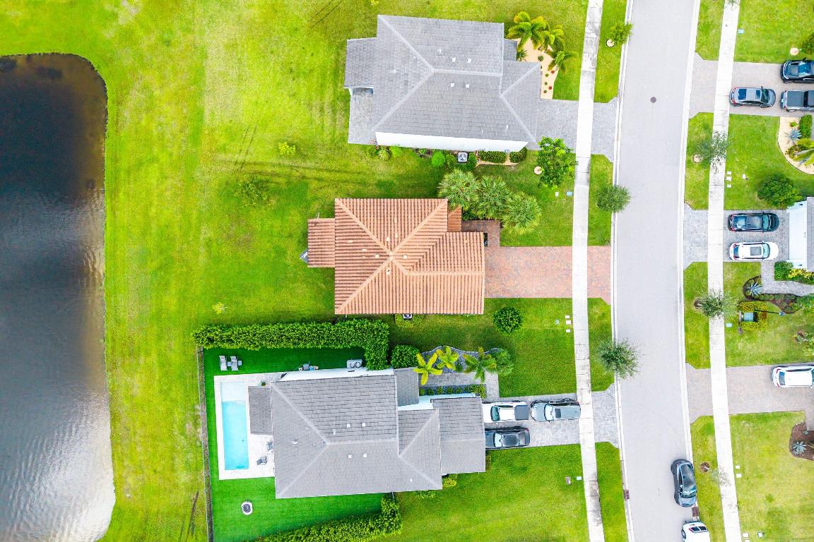 SKY COVE - Residential