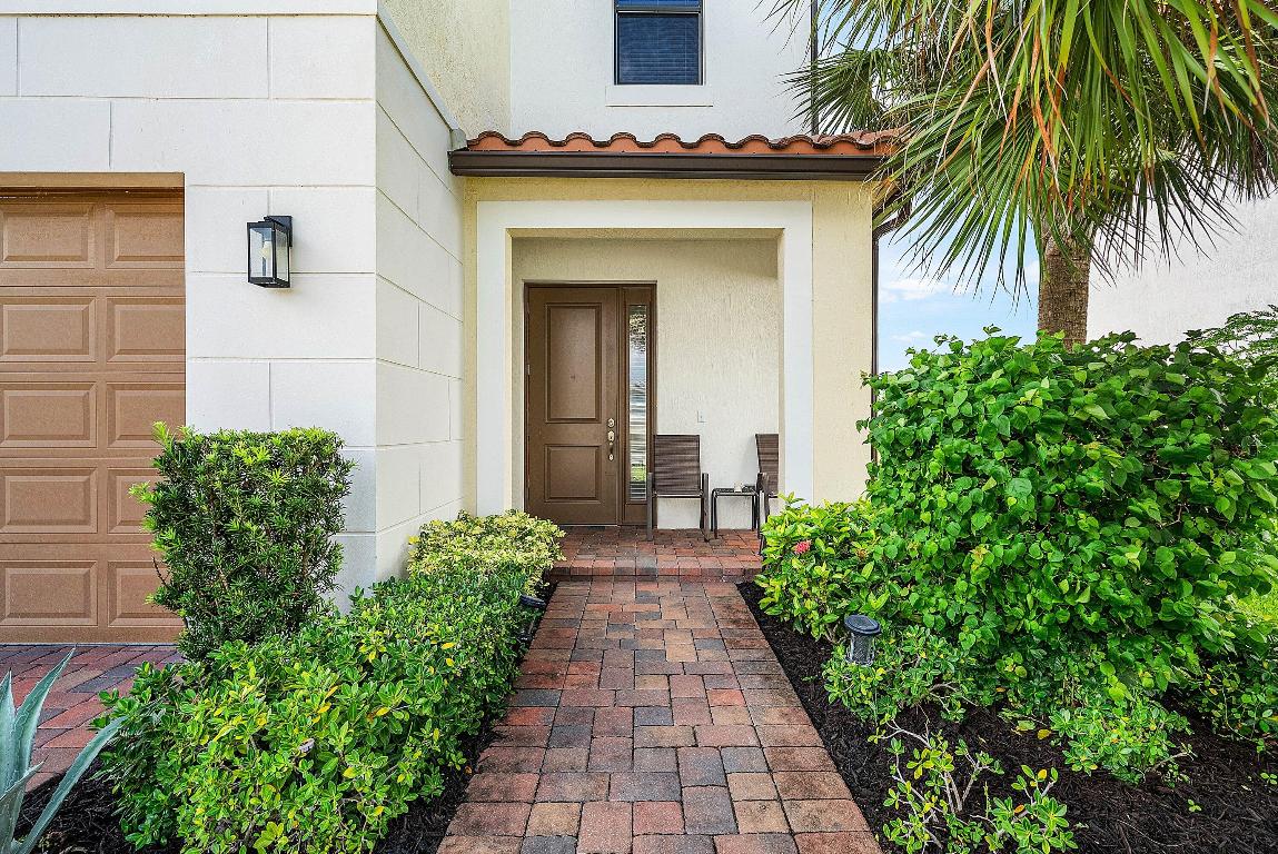 SKY COVE - Residential