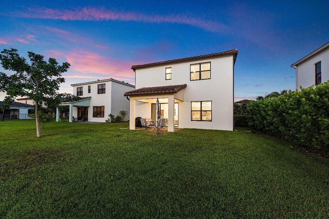 SKY COVE - Residential