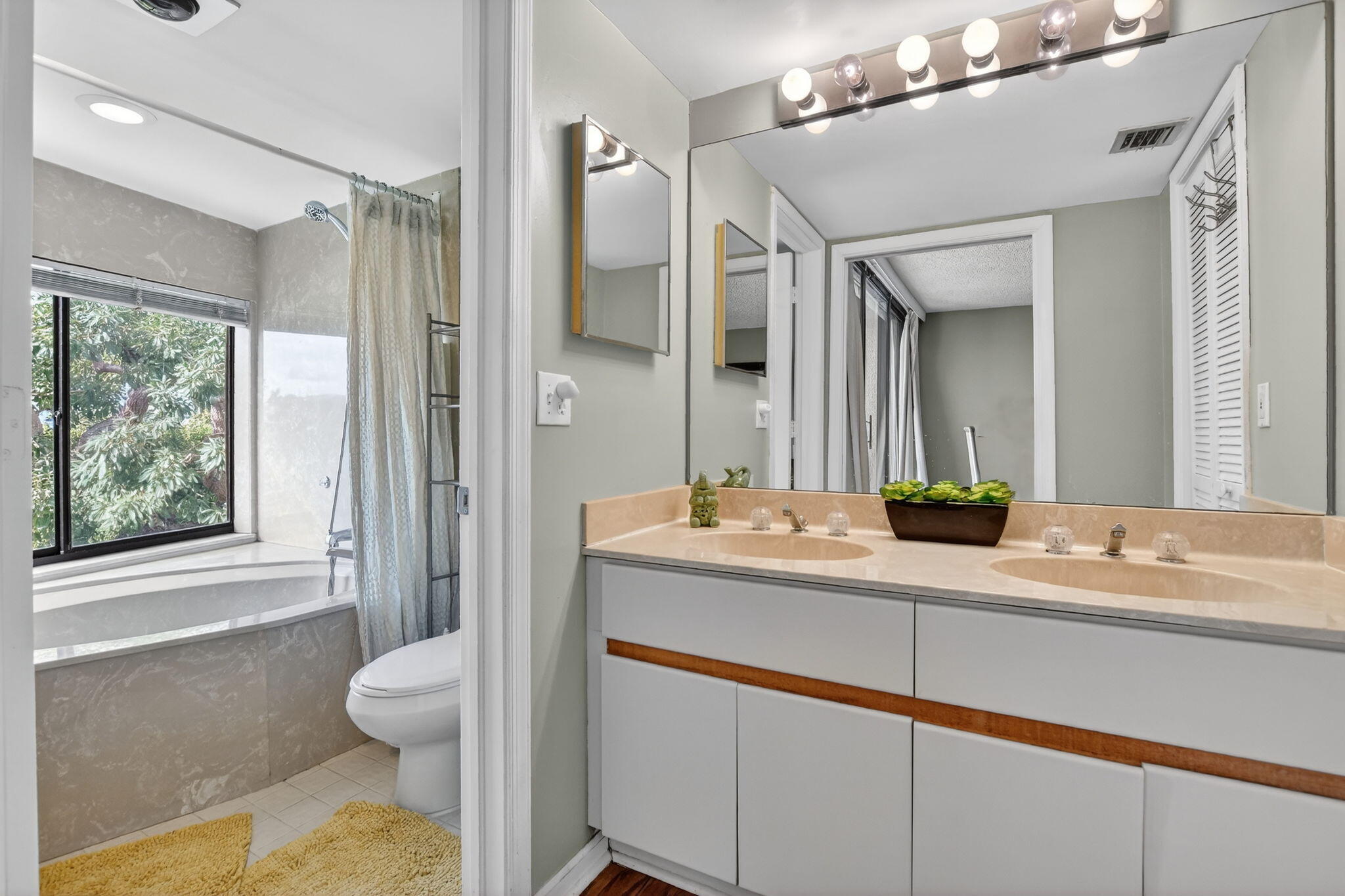 INLET COVE CONDO - Residential