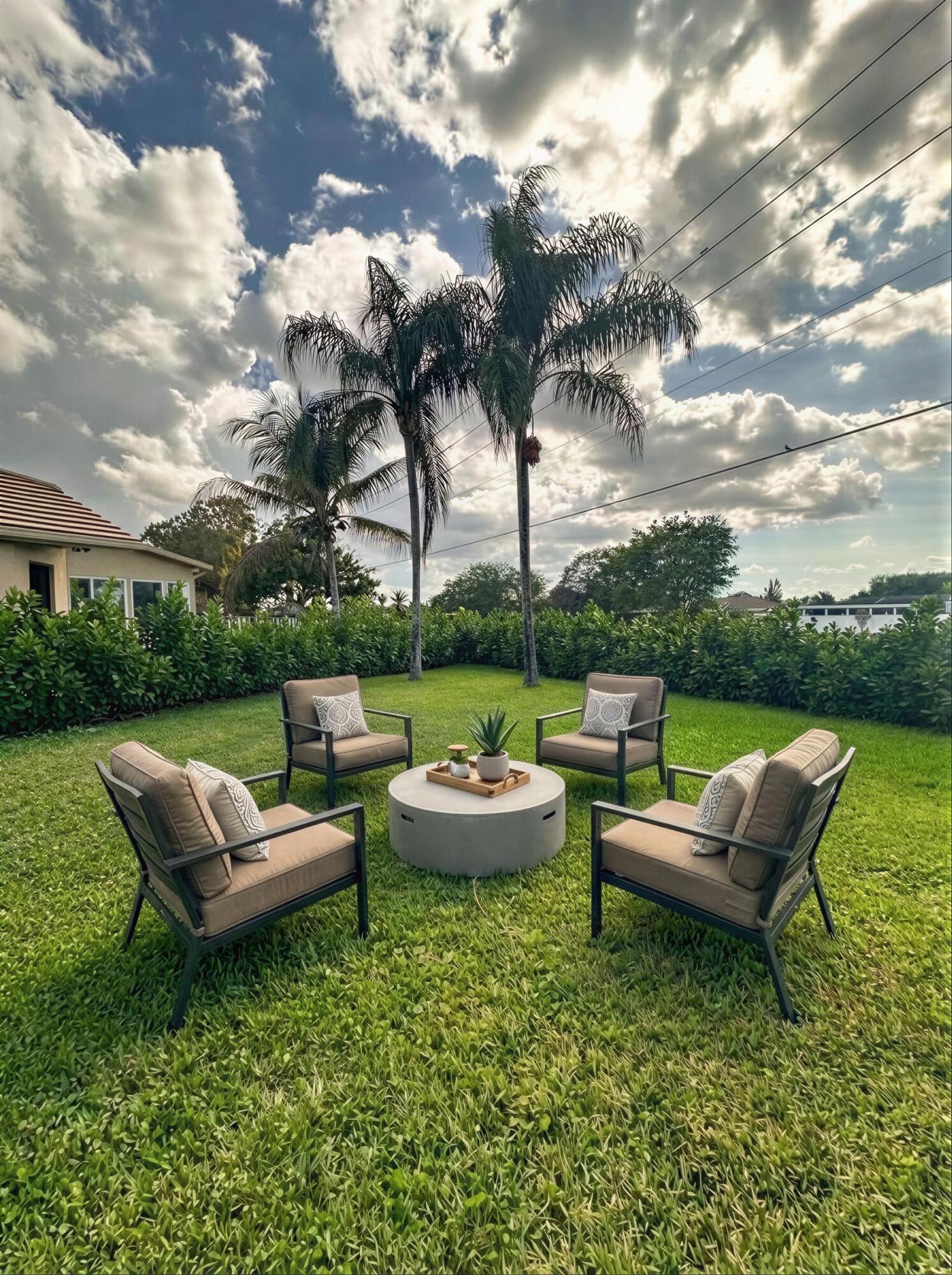 LEXINGTON HOMES ESTATES - Residential Lease