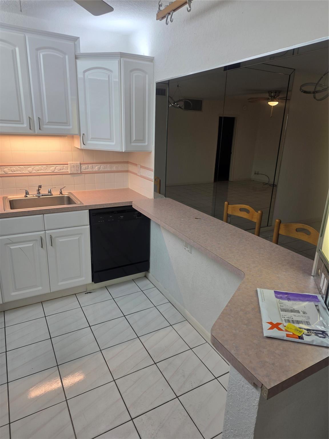 Barcelona Condo North Bld - Residential Lease