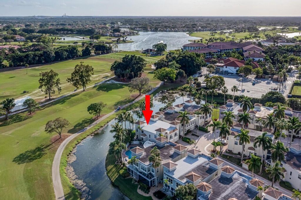 Photo of 301 Resort Lane, Palm Beach Gardens, FL 33418 (MLS # R11039131)