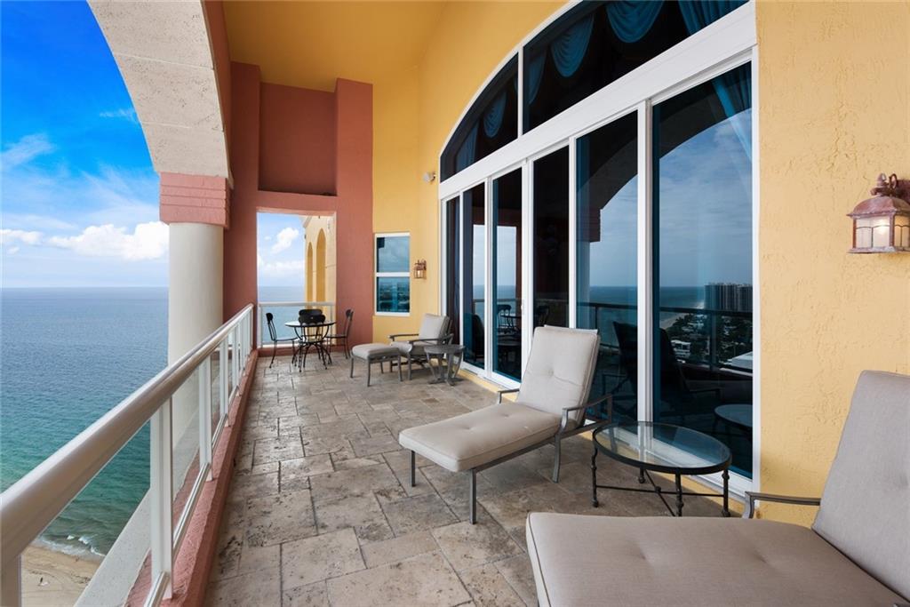 THE PALMS - Residential