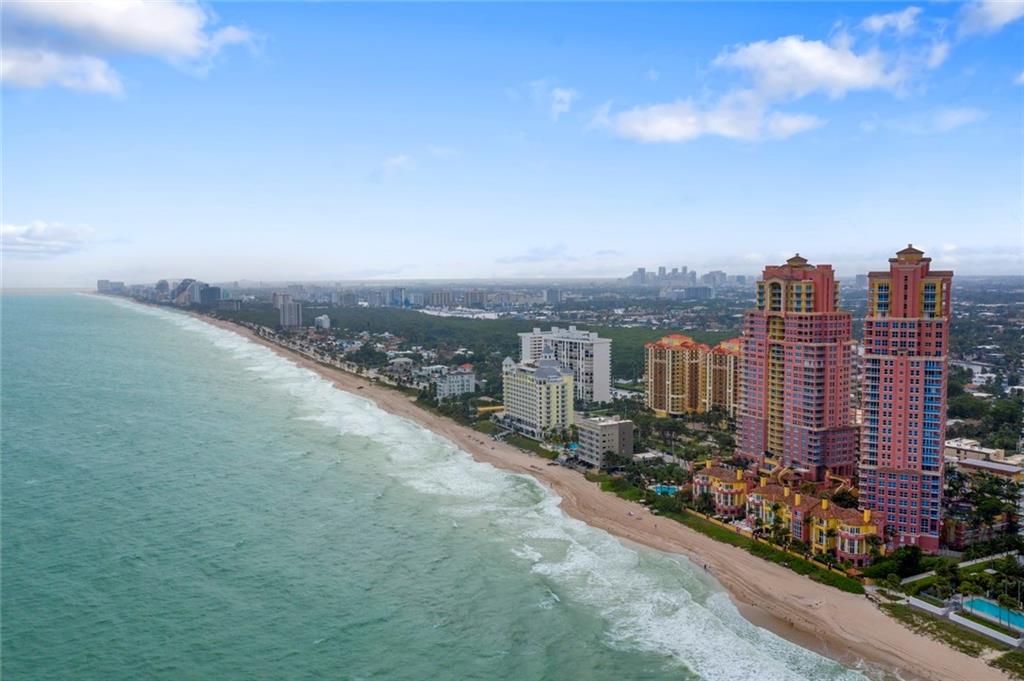 THE PALMS - Residential