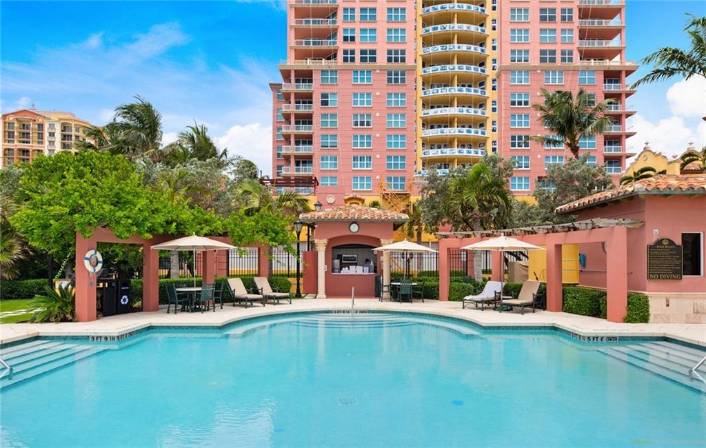 THE PALMS - Residential