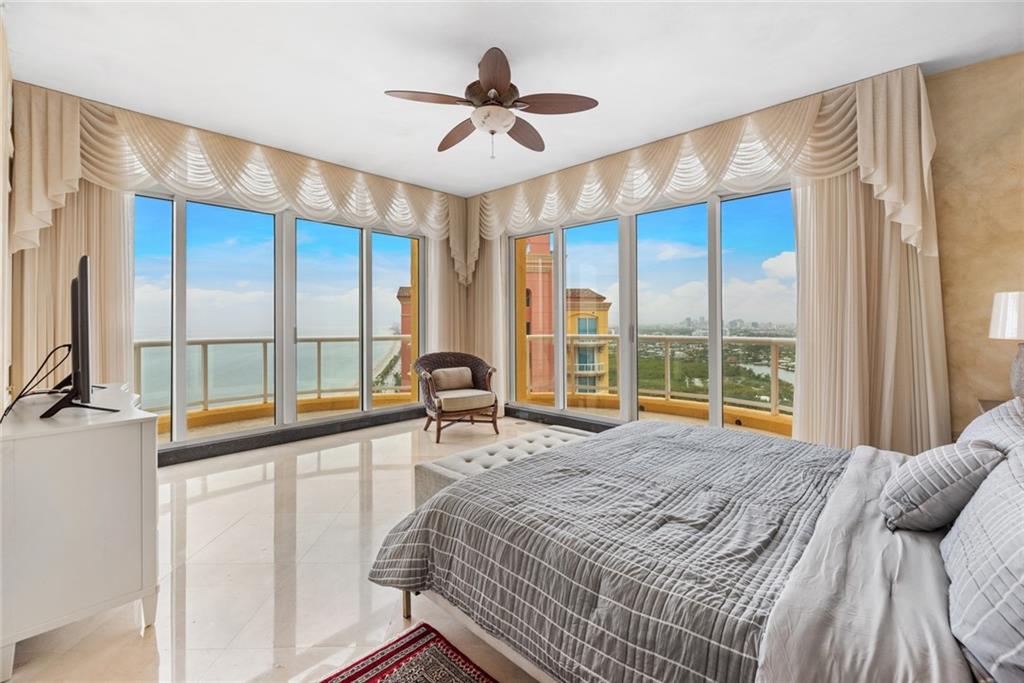 THE PALMS - Residential