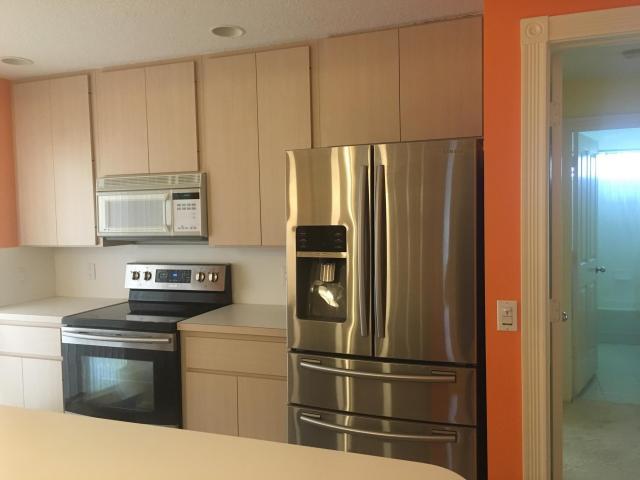 OAKS-SUNTERRACE 4 - Residential Lease