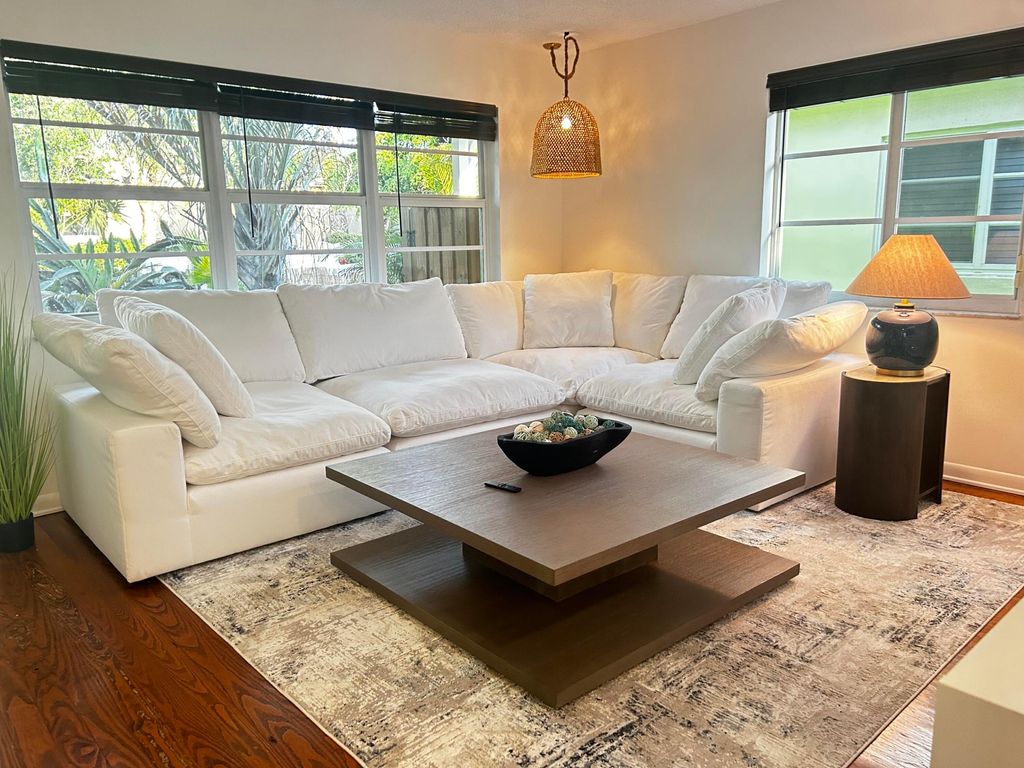 Photo of 408 N J Street, Lake Worth Beach, FL 33460 (MLS # B26020901)