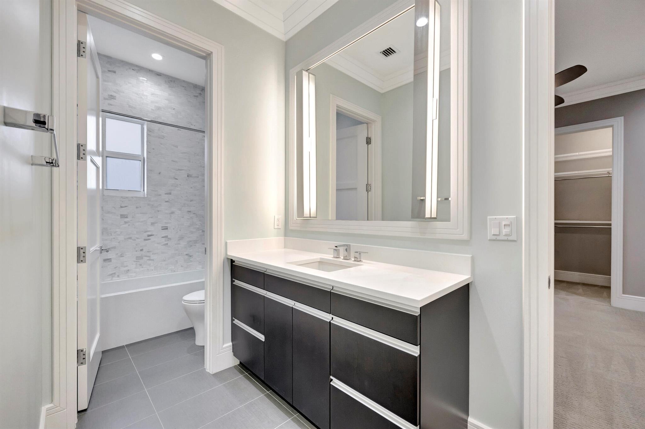 S/D OF 8-46-43 - Residential