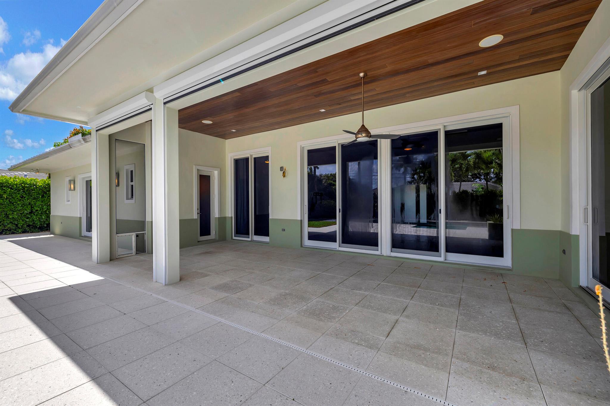 S/D OF 8-46-43 - Residential