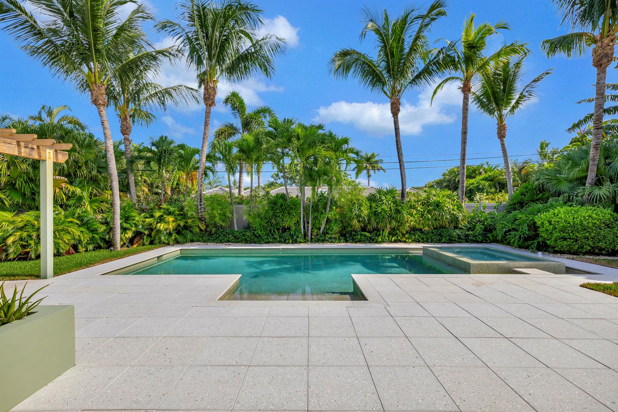 S/D OF 8-46-43 - Residential