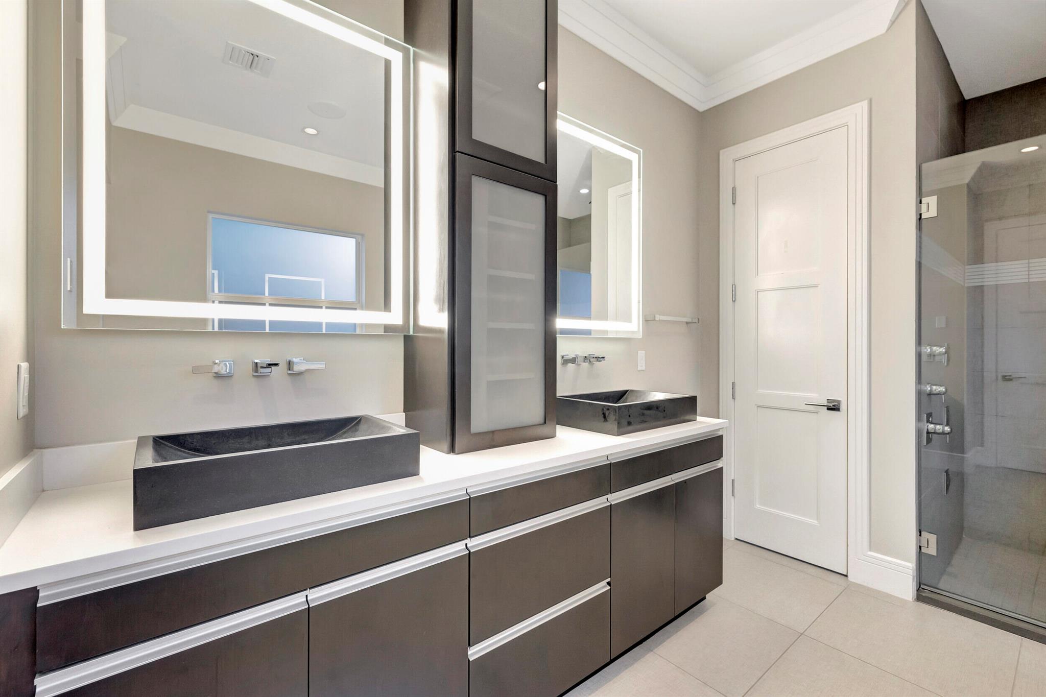 S/D OF 8-46-43 - Residential