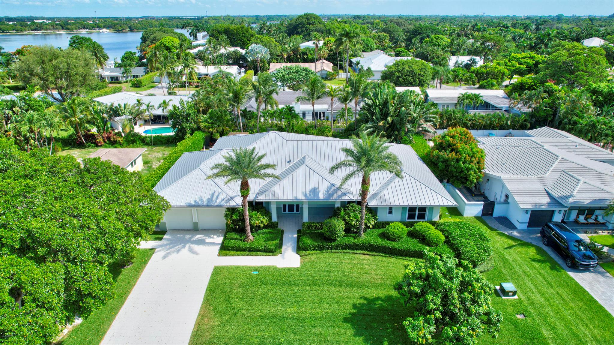 S/D OF 8-46-43 - Residential