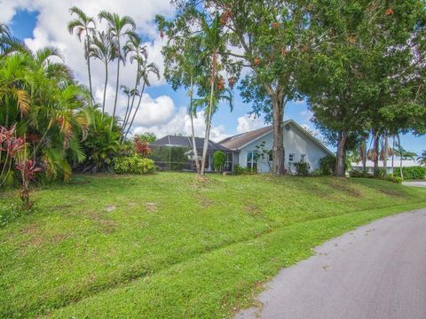 A home in Port St Lucie