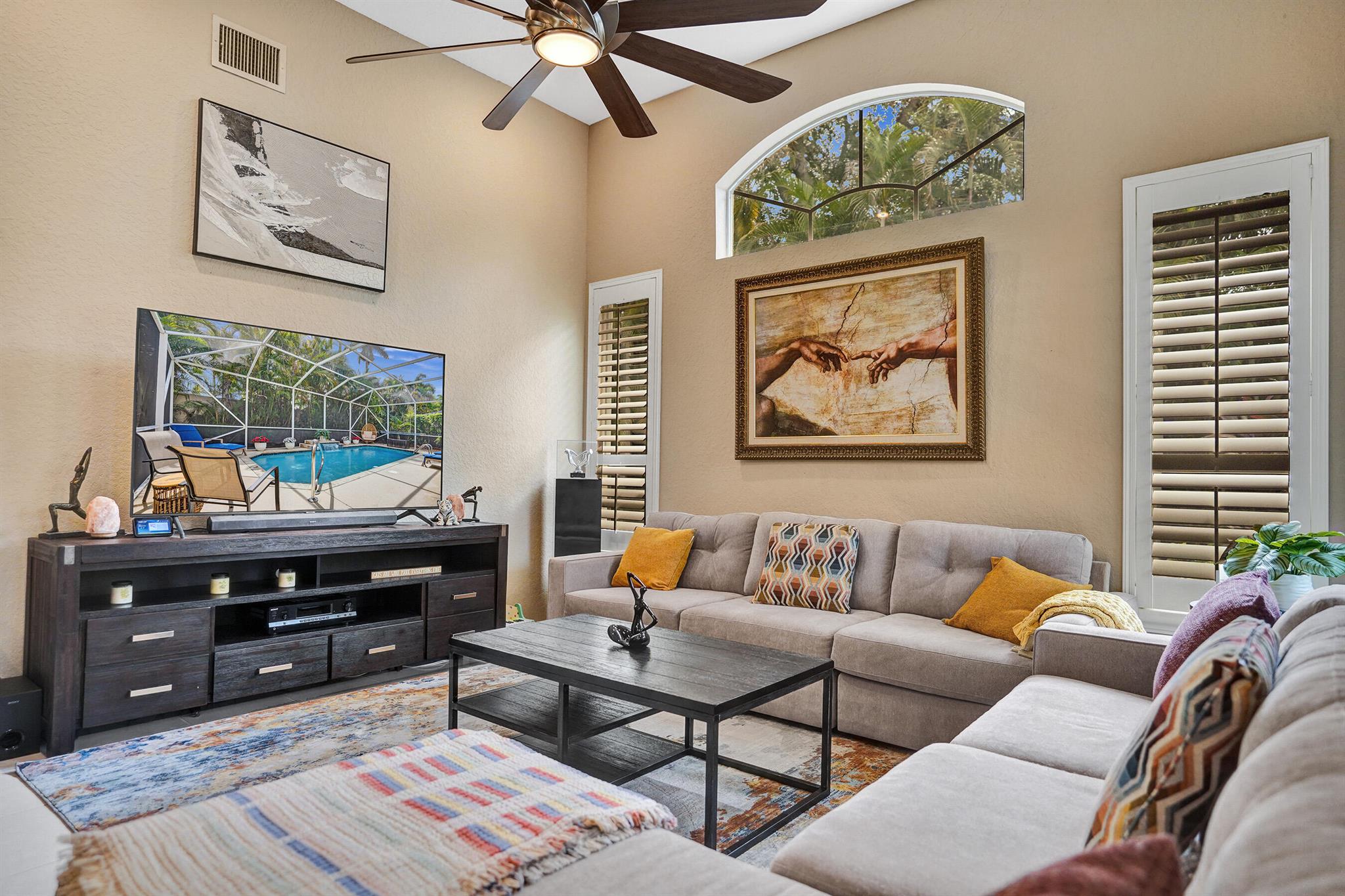 LEXINGTON HOMES ESTATES - Residential