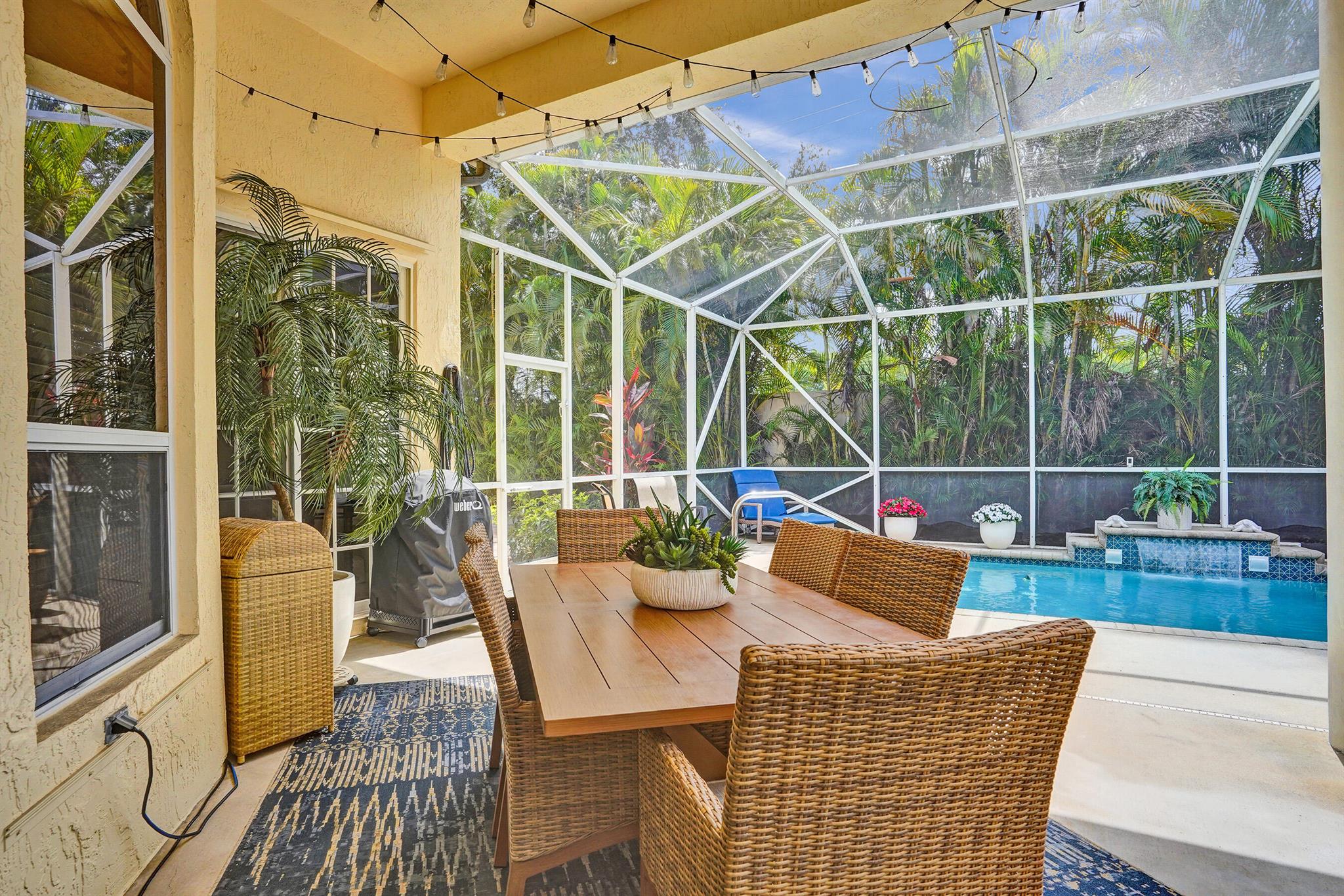 LEXINGTON HOMES ESTATES - Residential