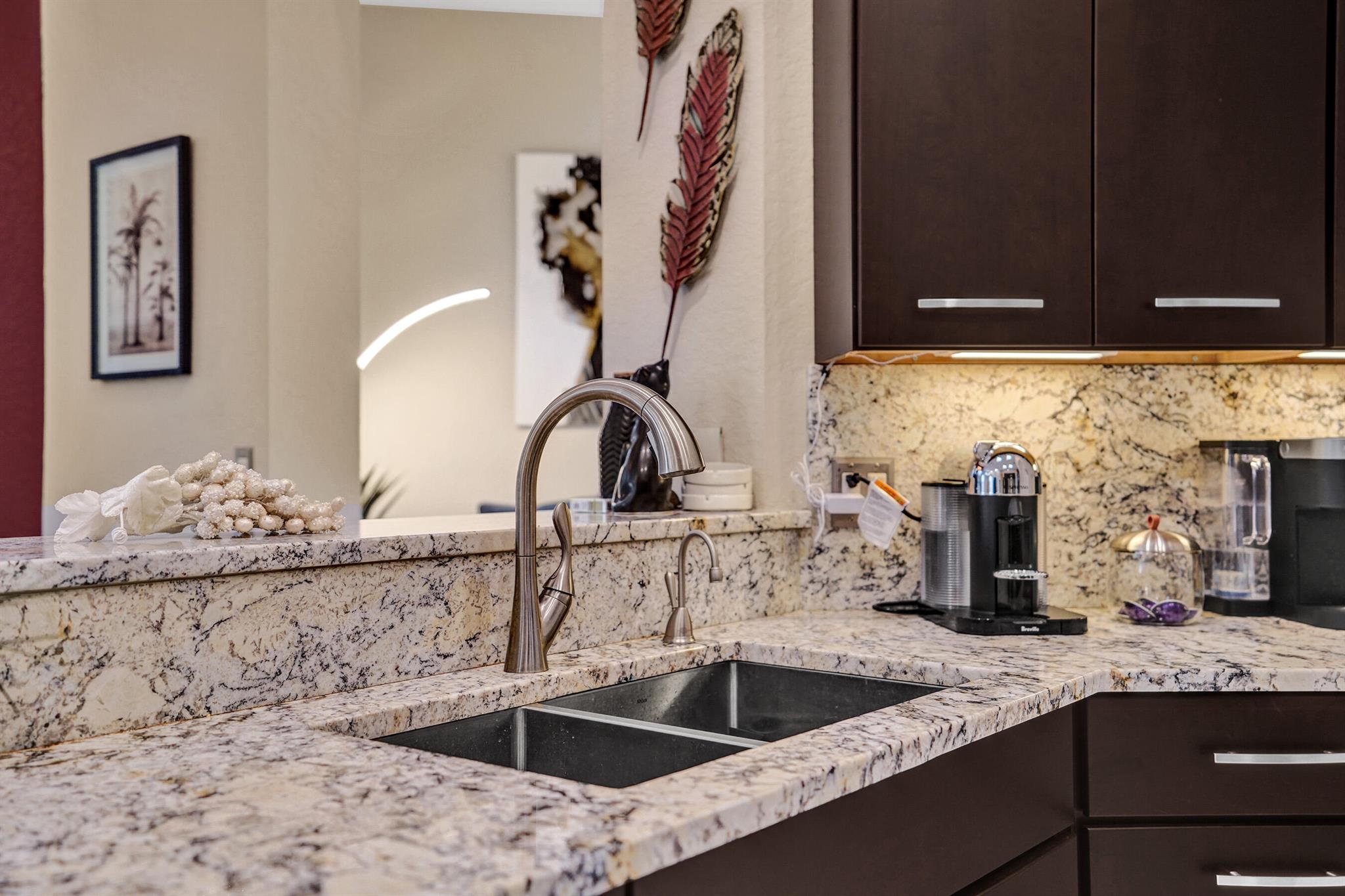 LEXINGTON HOMES ESTATES - Residential