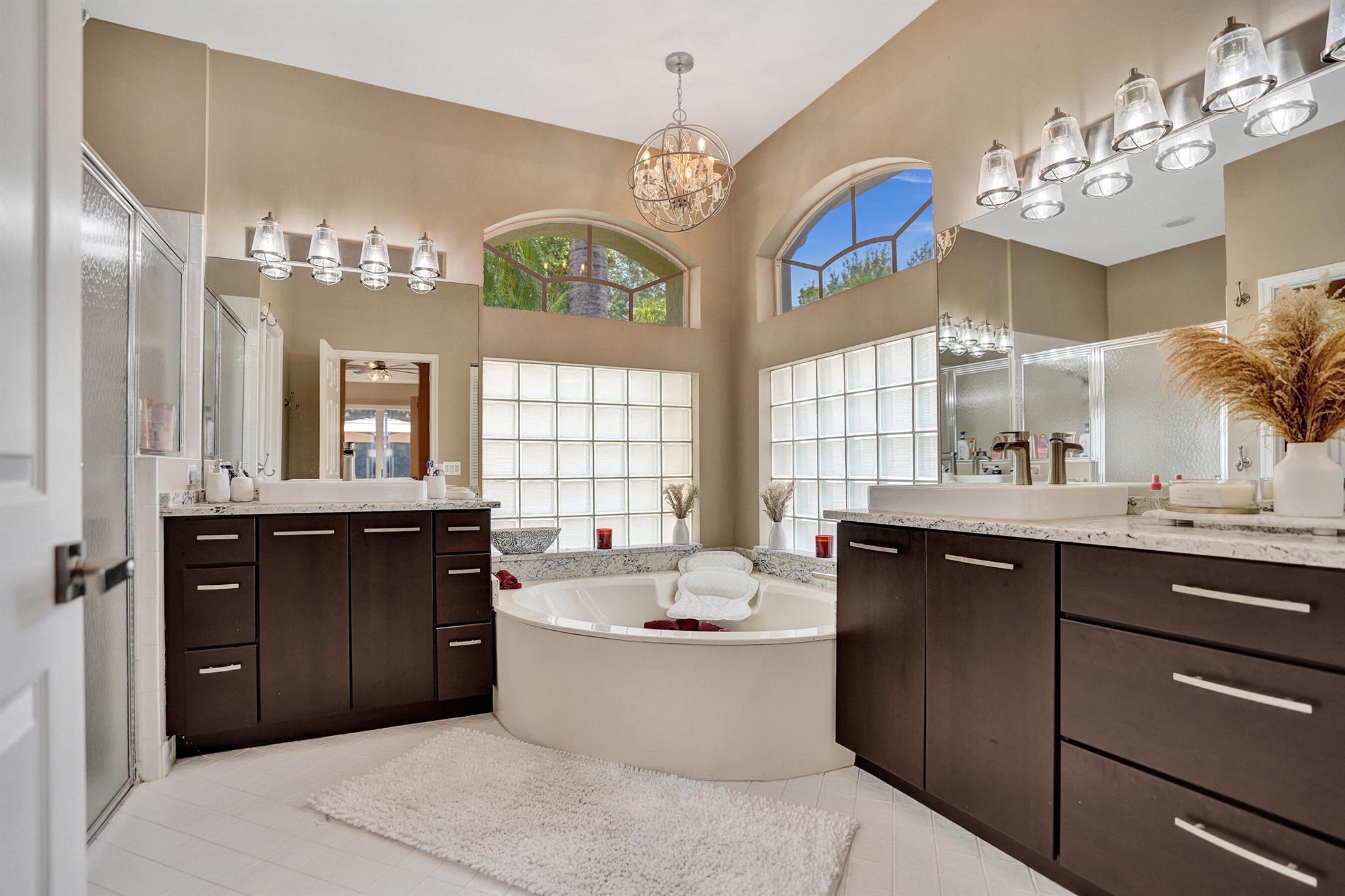 LEXINGTON HOMES ESTATES - Residential