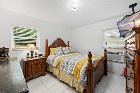 Tiny photo for 480 Alabama Avenue, Fort Lauderdale, FL 33312 (MLS # B26046337)