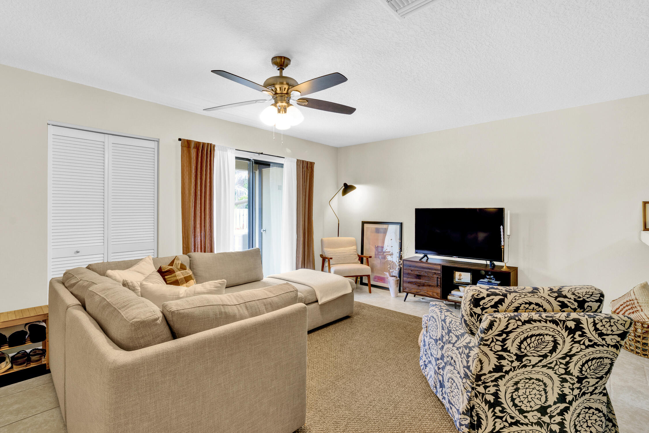 SANDALWOOD OF VERO - Residential